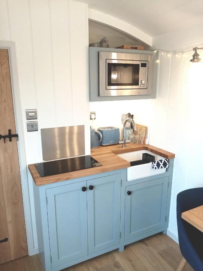 Yew Tree View Luxury Shepherd'S Hut Стерминстер-Ньютон Экстерьер фото