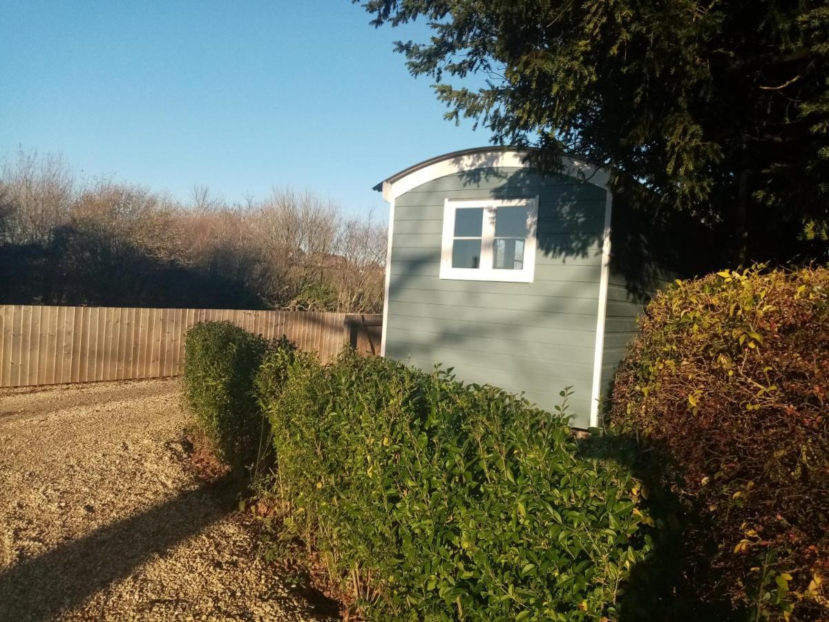 Yew Tree View Luxury Shepherd'S Hut Стерминстер-Ньютон Экстерьер фото
